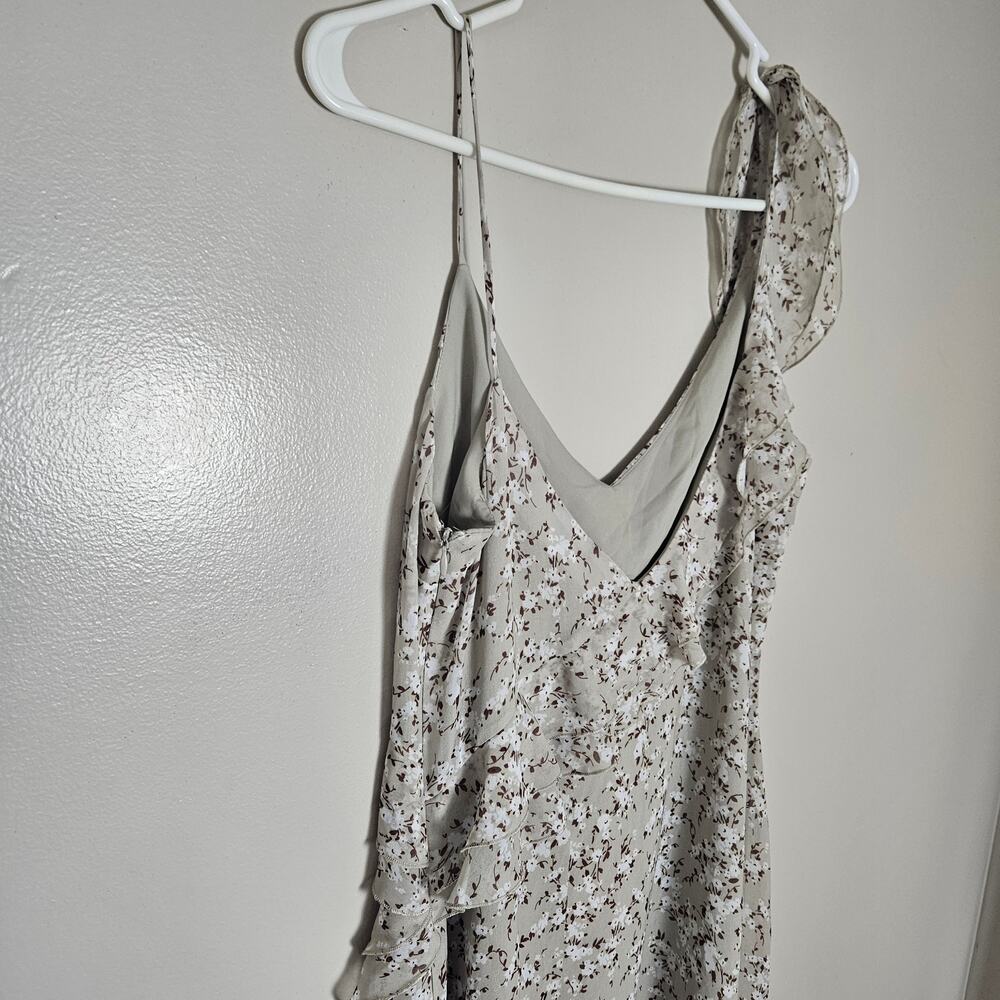 NWT Wayf Sz Medium Ruffled Sage Ditsy Print Sz Medium - Picture 8 of 14